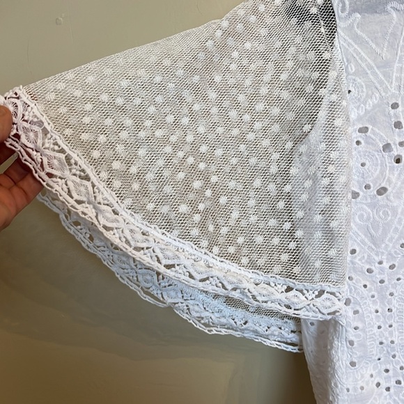 Est. 1946 Eyelet Pullover Top Lace Cape Sleeve White Round Neck XL - Picture 2 of 10